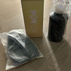 NEW PopFlex Active Midnignt Stars Water Bottle - 64 oz with BOTTLE BAG NWT